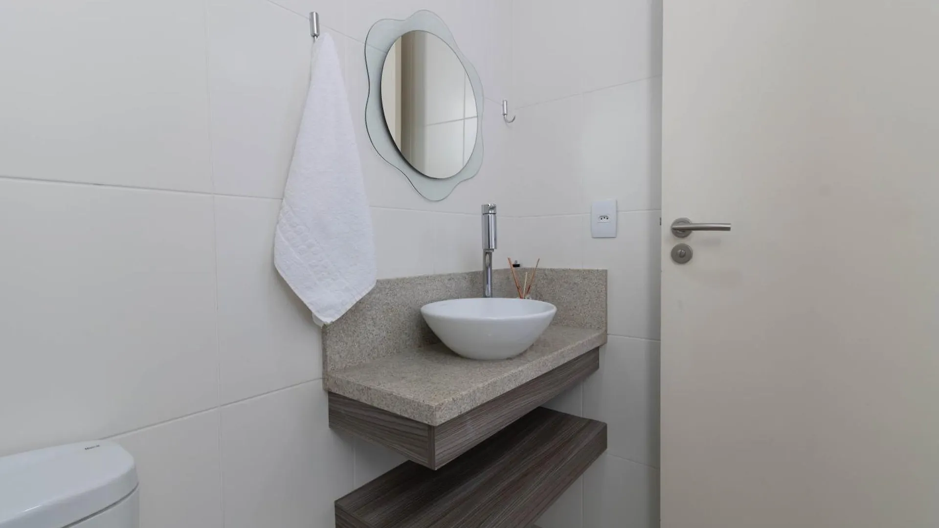 2 Suites A 400M Da Praia De Canasvieiras Mk6528 Florianopolis