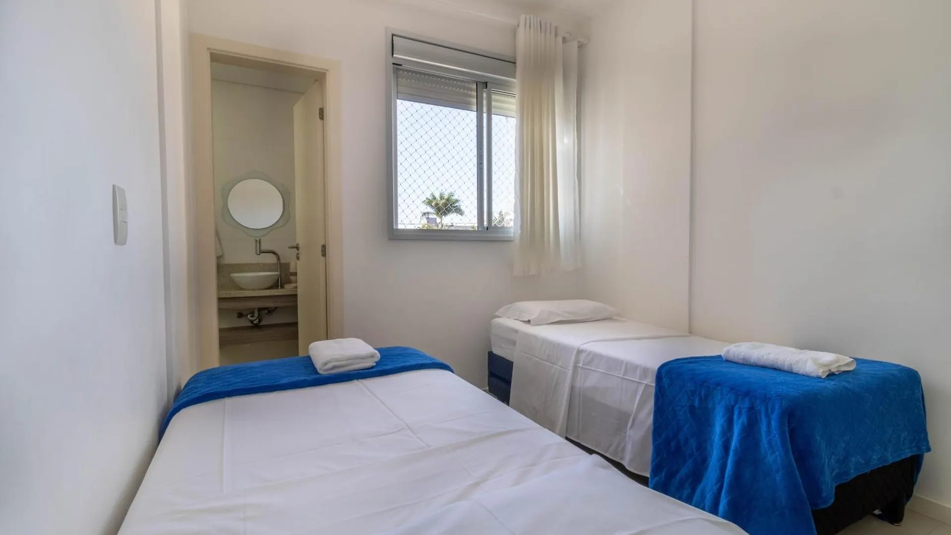 2 Suites A 400M Da Praia De Canasvieiras Mk6528 Florianópolis Brasile